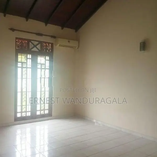 House for rent in colombo 4.hr-992