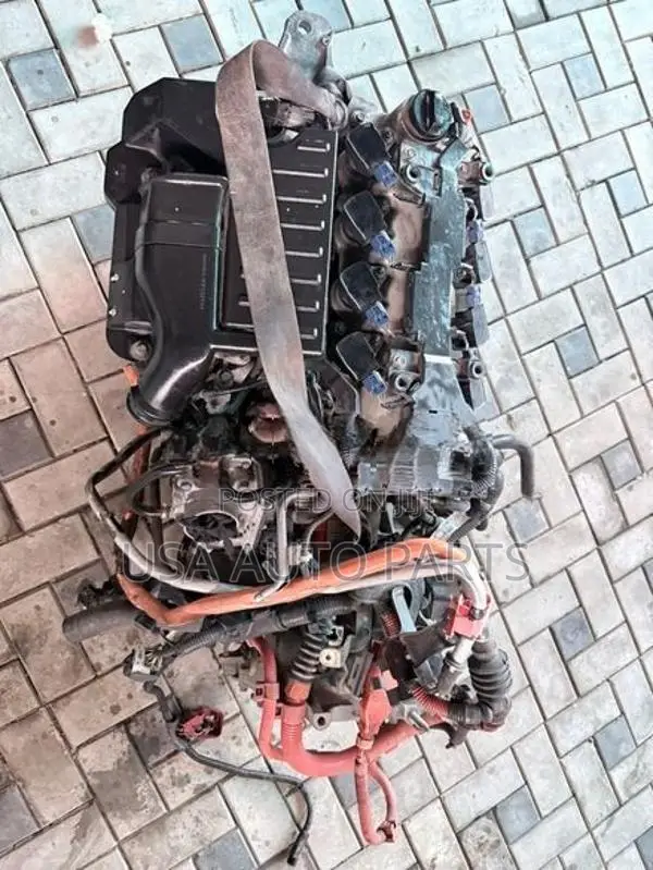 Honda civic FD3 engine with gearbox complete