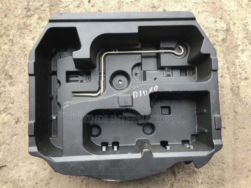 Toyota Aqua Nhp10 Tool Box