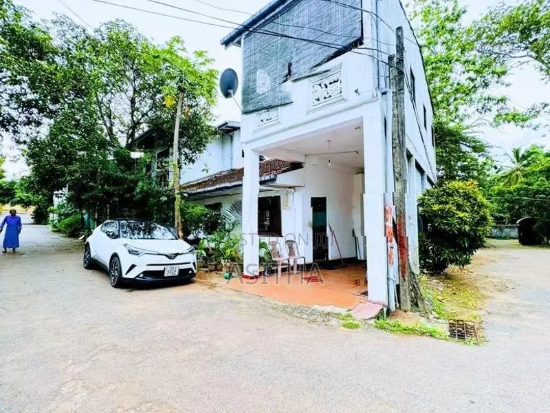 5.5 පචස් ඉඩමේ Kohuwala