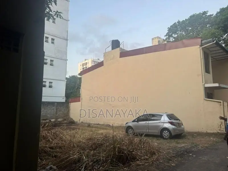 Super Land for Sale Bambalapitiya Ds10000