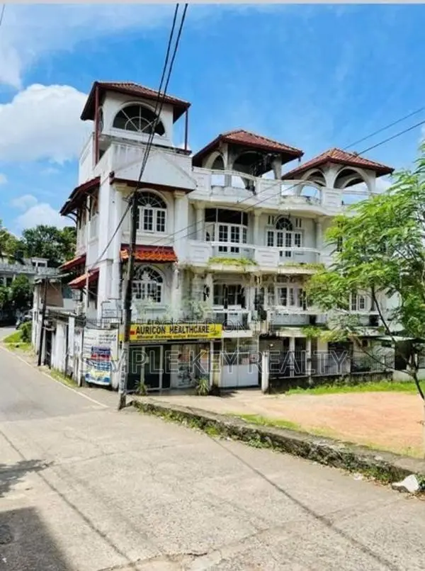 Commercial Property for Sale in Kiribathgoda