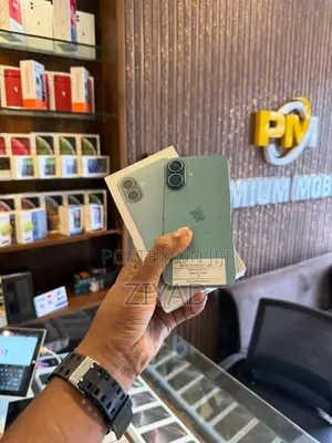 Apple iPhone 16 128GB (Used)
