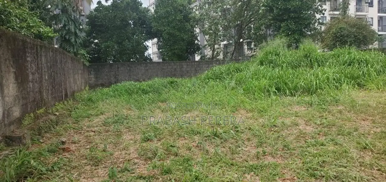 29 Perches Land for Sale in Thalawathugoda