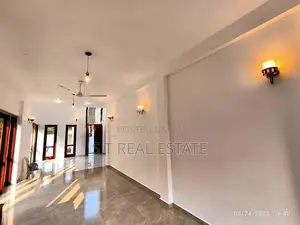 Modern Designed Luxury 3 Storey House for Sale in Thalawathugoda