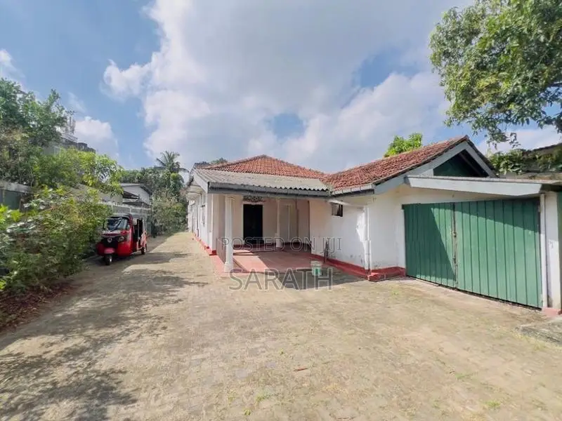 Houses For Sale Battaramulla