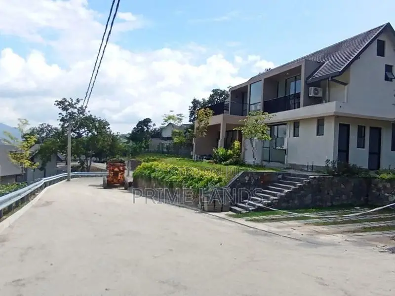 Kandy Victoria Reservoirs Luxury Villa for sale