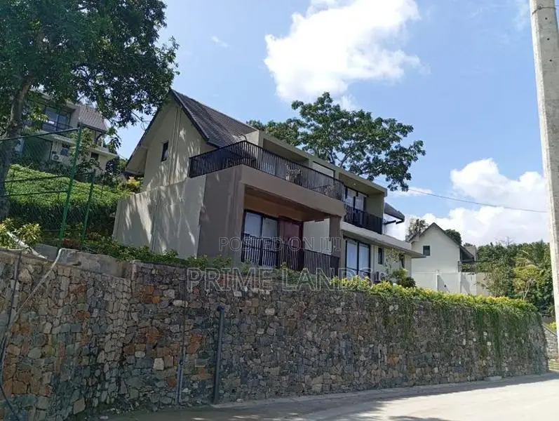 Kandy Victoria Reservoirs Luxury Villa for sale