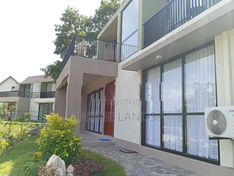 Kandy Victoria Reservoirs Luxury Villa for sale