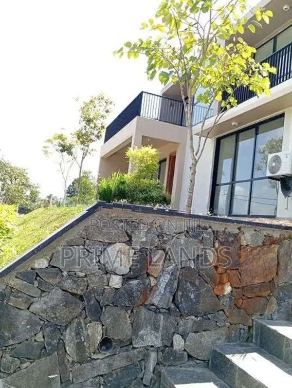Kandy Victoria Reservoirs Luxury Holiday Home