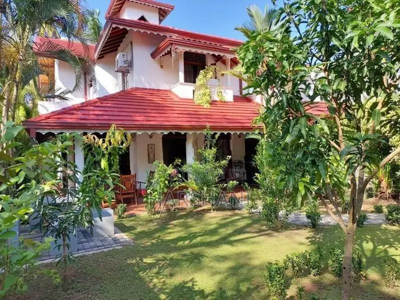 Solar Powered Spacious House with Garden Close to Katana Main Rd