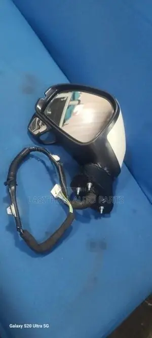 Vezel New Side Mirror (2024)