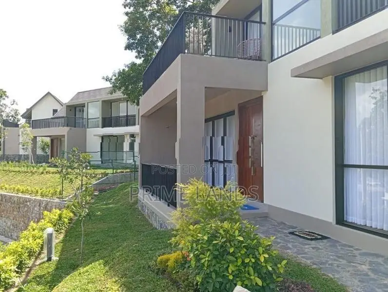 Kandy Victoria Reservoirs Luxury Holiday Villas For Sale