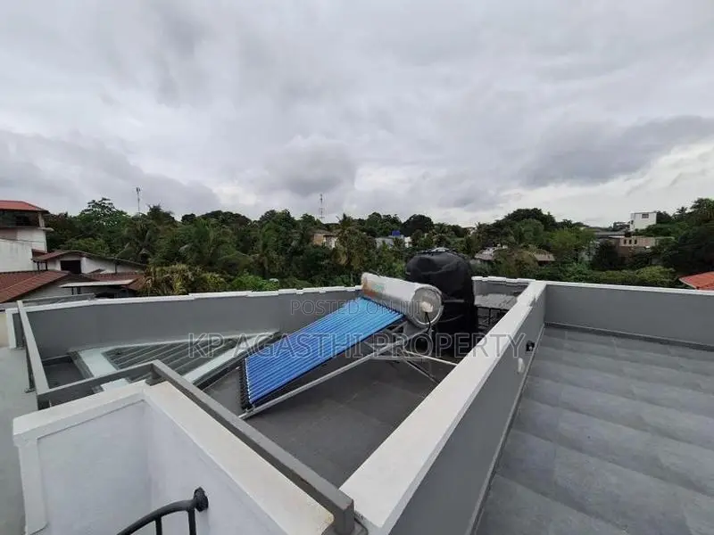 architecture desinged luxury house for sale in Battaramulla
