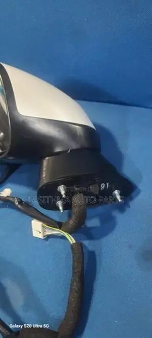Vezel New Side Mirror (2024)