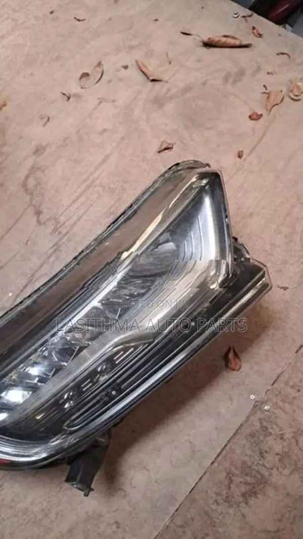 CRV Head Lamp
