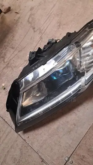 CRZ Head Lamp