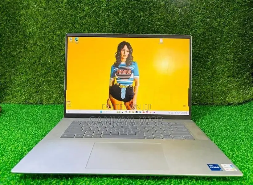 Dell i7 12th GEN Laptop