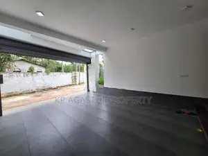 A Beautiful luxury house for sale in battaramulla
