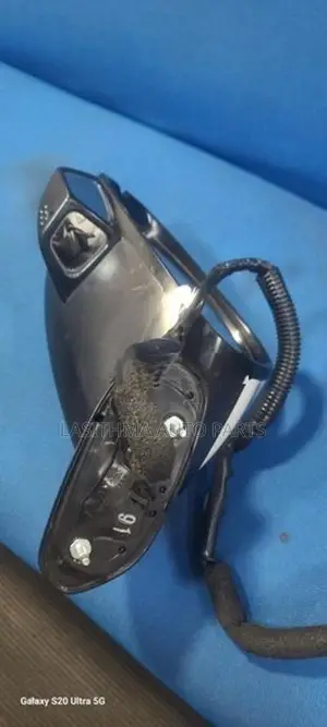 Vezel New Side Mirror (2024)