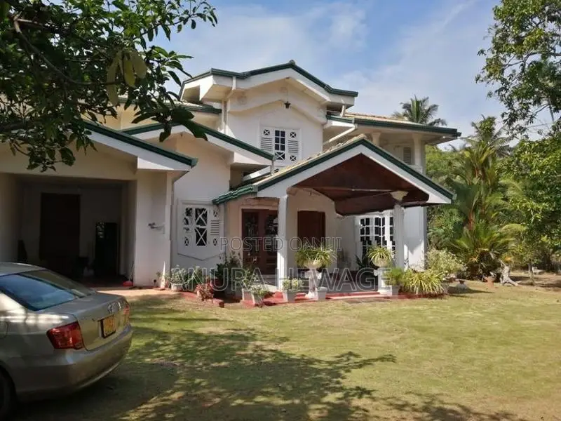 Property for sale facing Bolgoda lake, Panadura. (ID: BLGD001)