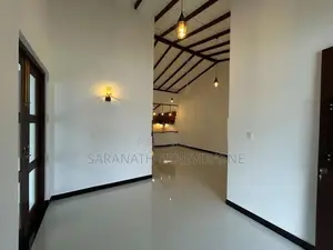 Brand-New House in Athurugiriya Thunhandahena Rd - Malabe Pittugala