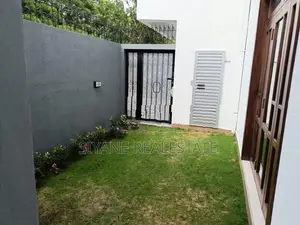 House For Sale – Attidiya Lake View Road