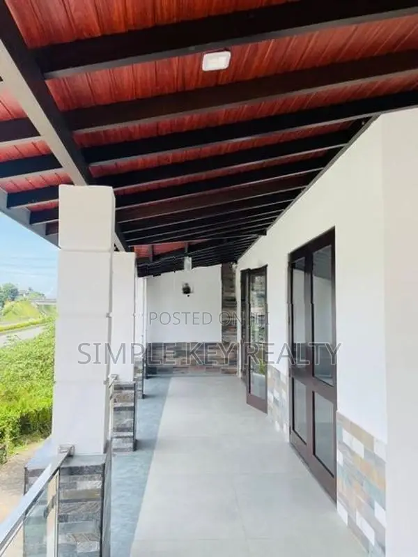 Luxury House for Sale in Kadawatha Ragama Road