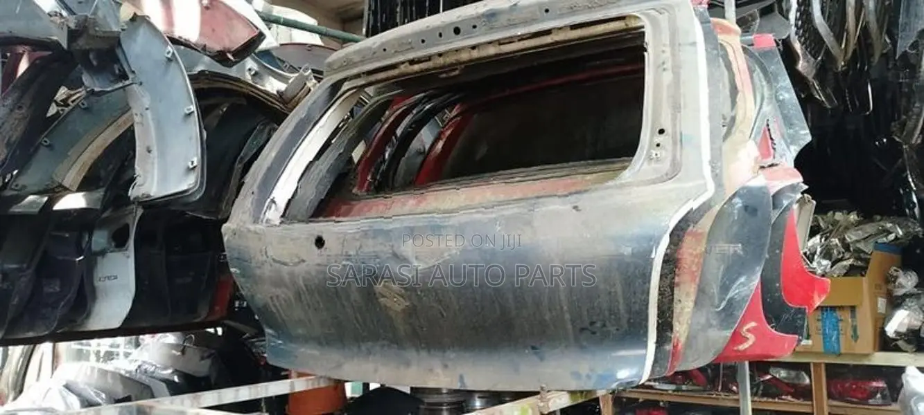 Suzuki Baleno Dicky Door Panel