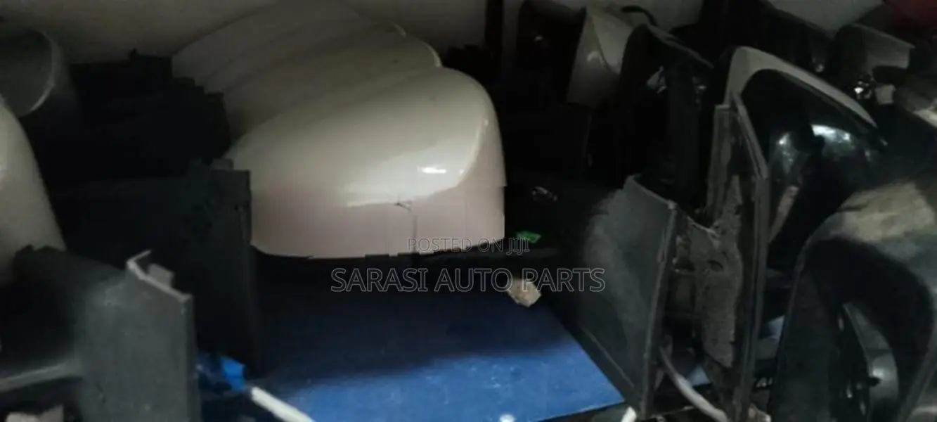 Toyota KSP 130 Side Mirror