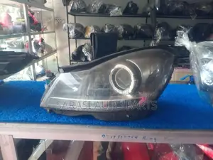 Mercedes Benz 204 Head Light