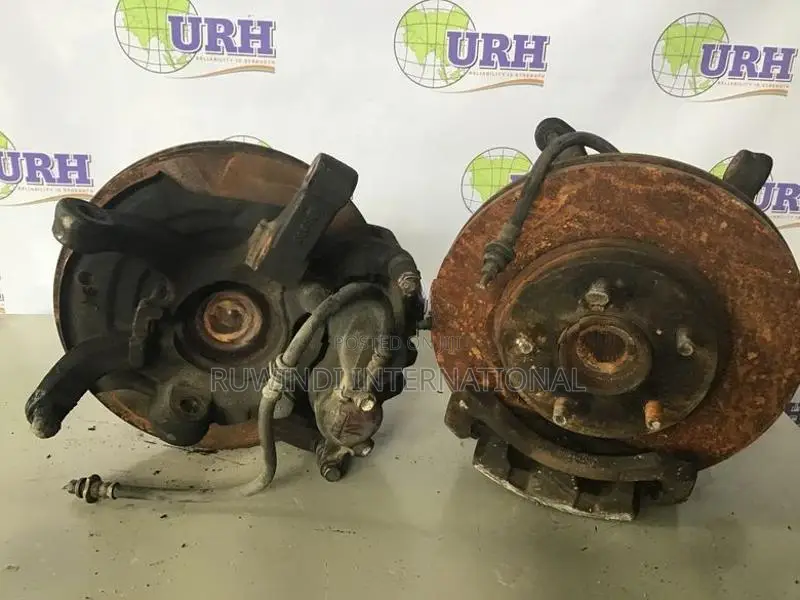 Nissan X Trail Nt30 Front Hub Complete Lh/rh