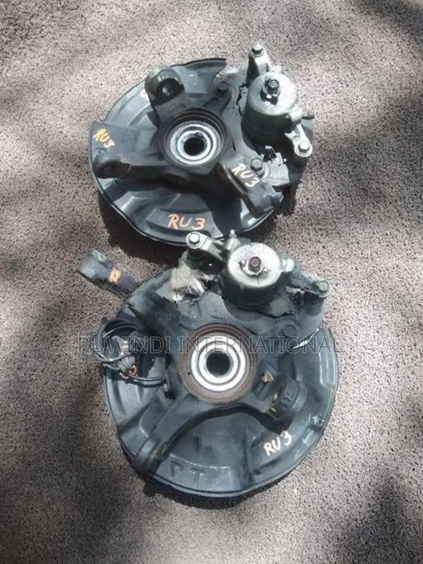 HONDA VEZEL RU3 FRONT HUB COMPLETE LH/RH