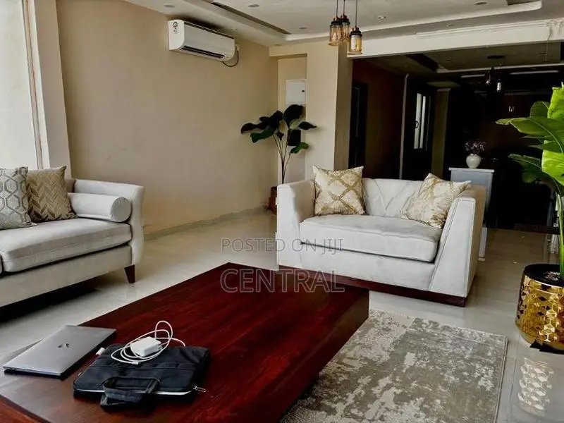 Beautiful Penthouse for Sale in Milagiriya Road, Colombo 04 (C7-9059)