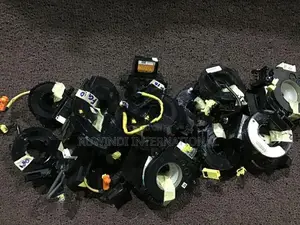 TOYOTA AQUA NHP10 AIR BAG / HORN RIBBON