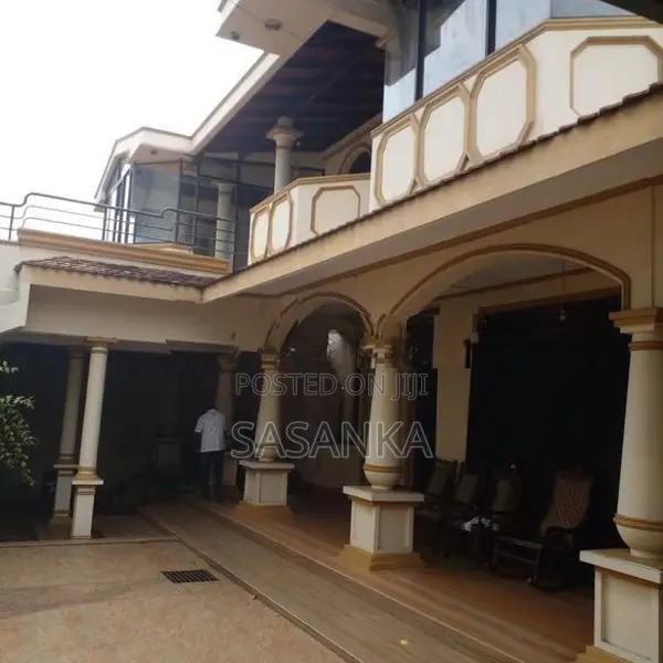 Nawala Prime Location Luxury House Available for Sale