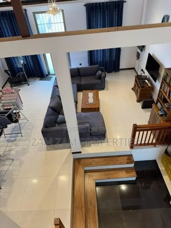 Luxury Three Storey House for Sale in Wellawatta Colombo 6