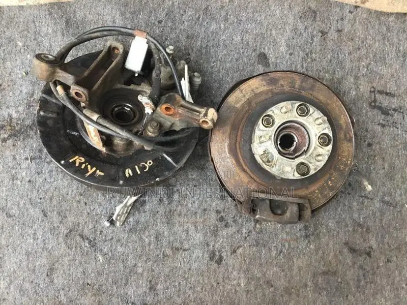 Nissan X Trail Nt30 Front Hub Complete Lh/rh