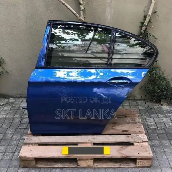 Bmw M5 520d F10 2015 Passenger Rear Door Complete
