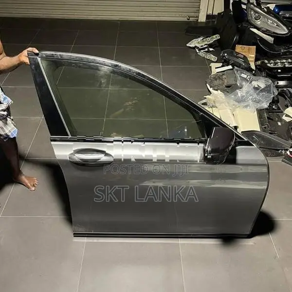 Genuine BMW 740e 740Le M Sport 2018 Driver Front Door Complete