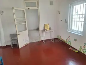 Nugegoda : 6BR (23.5P) House for Sale at Arthurs place