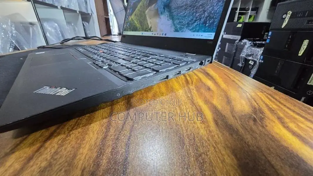 Lenovo ThinkPad T570 i5 7th GEN 256GB NVMe 8GB RAM Laptop