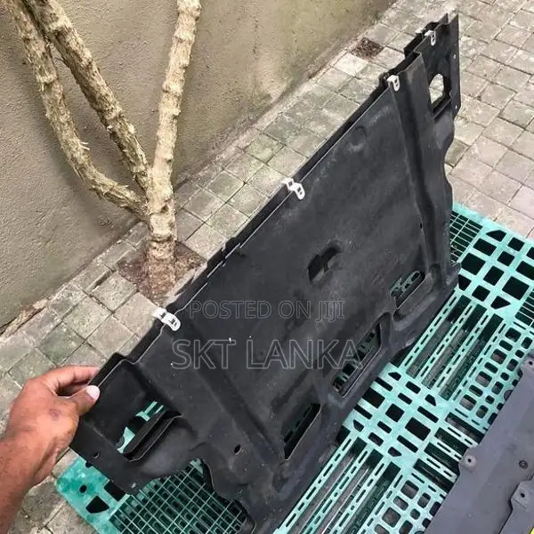 Genuine BMW 5 520d F10 M Sport Engine Under Guard Cover