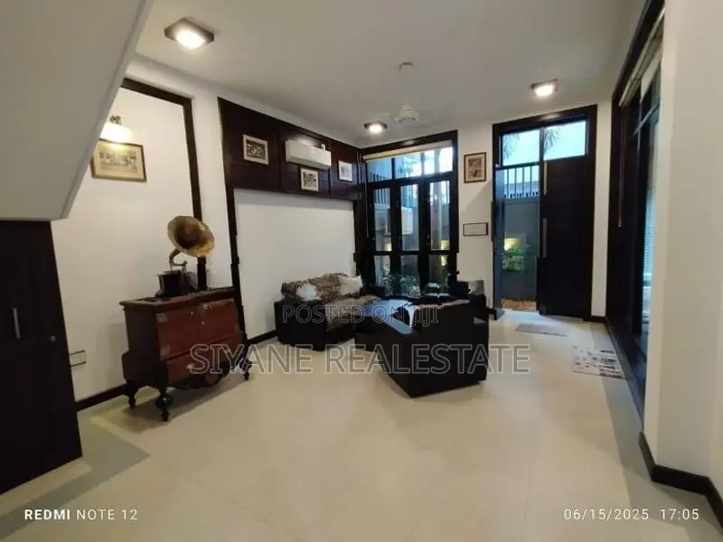 Brand New House for Sale in Thalawathugoda