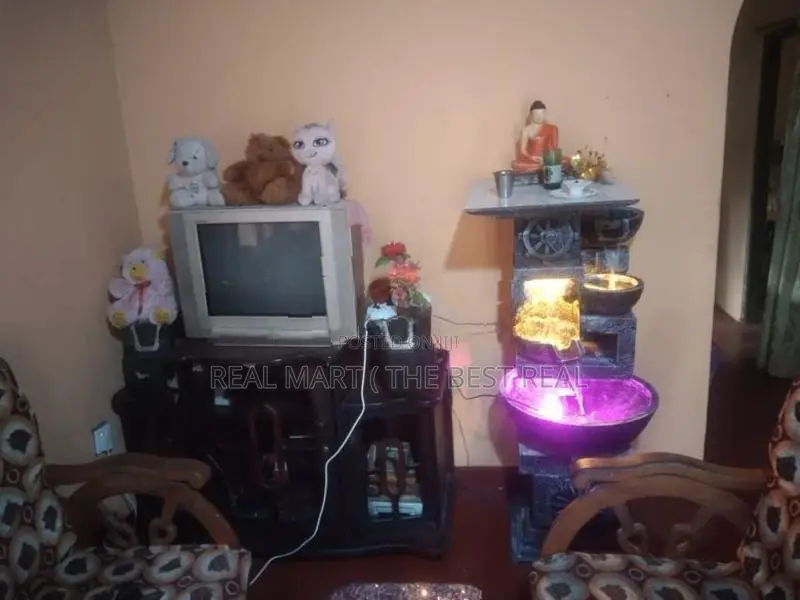 Homagama : 20 perches Land with House for Sale
