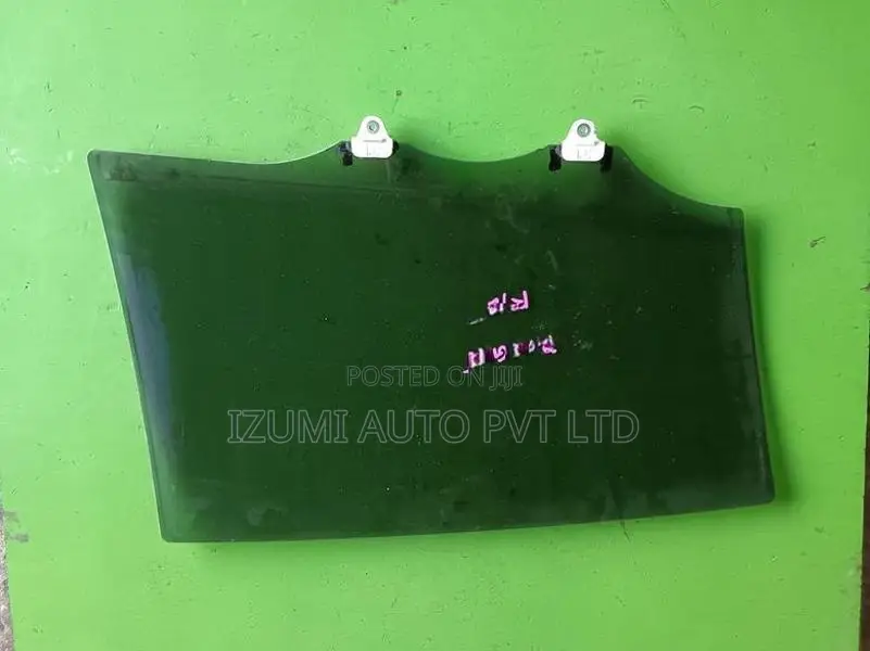Honda Insight Left Front and Rear Door glass
