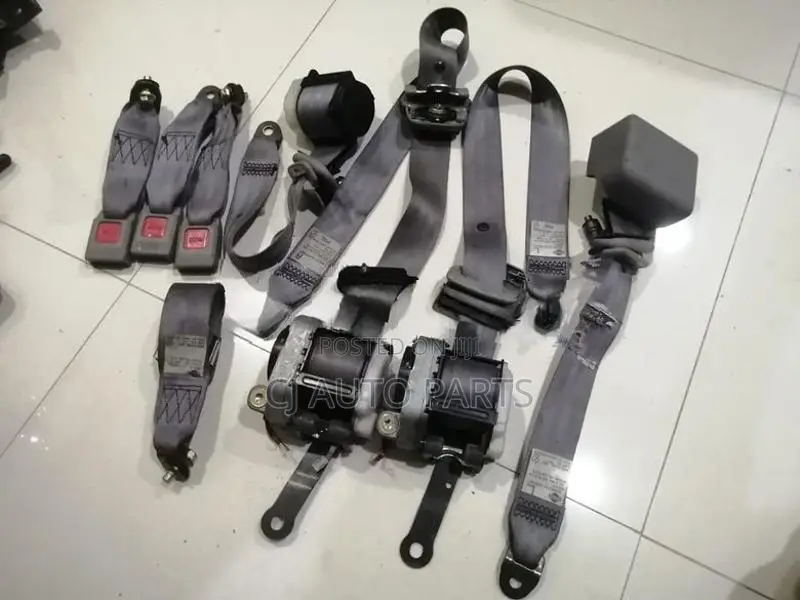 Nissan March K11 Rear Seat Belts
