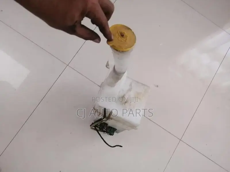 Nissan March K11 Wiper Washer Tank