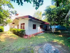 20P With Livable House at LAND VALUE Close to Admin City Battaramulla