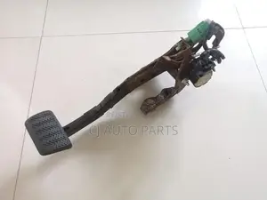 Toyota Prius 30 Brake Padel